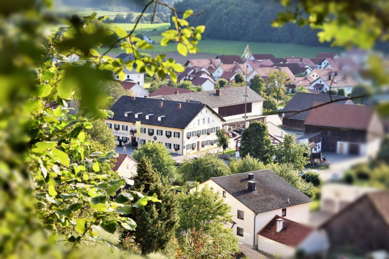Hotel Zum Braeu Kinding Dış mekan fotoğraf