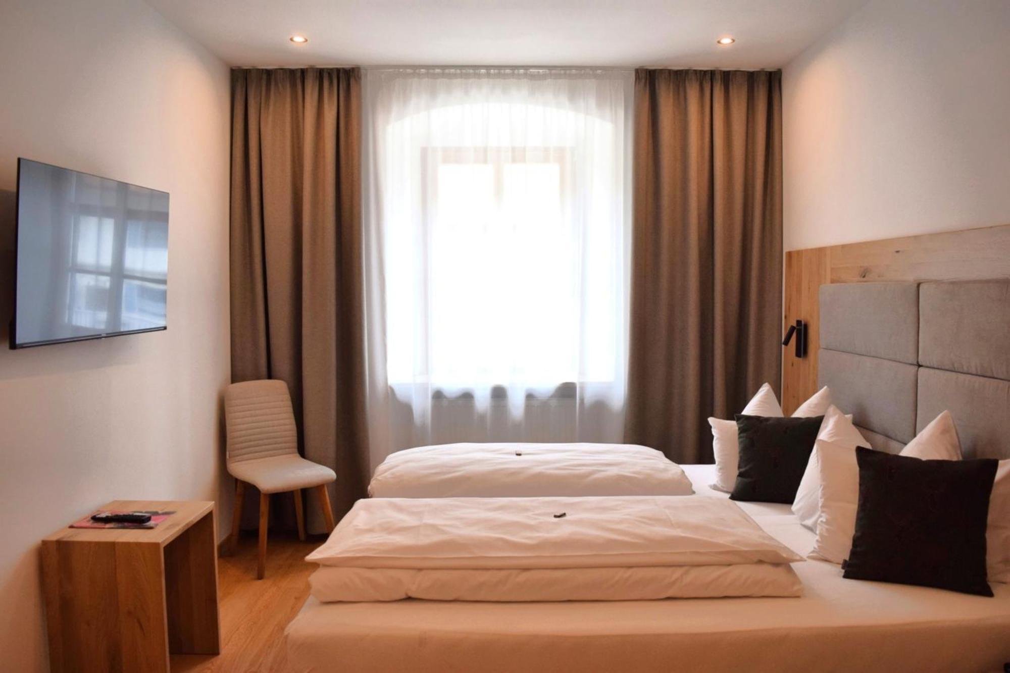 Hotel Zum Braeu Kinding Dış mekan fotoğraf